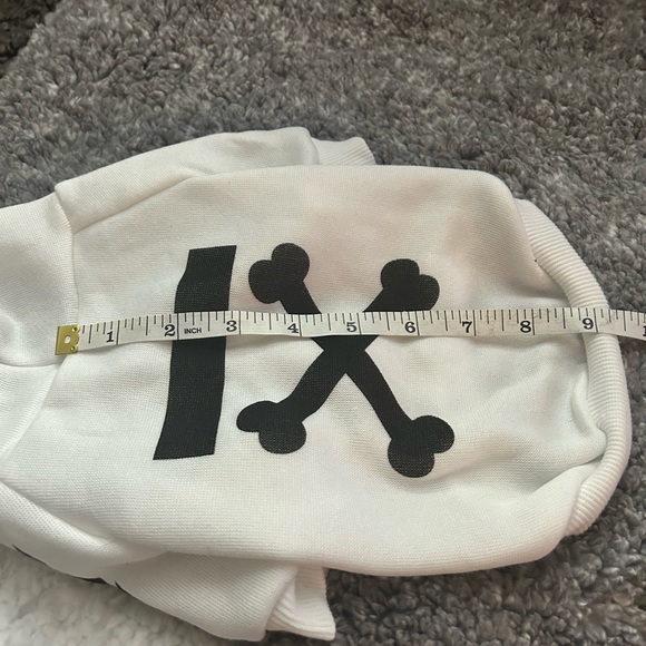 Doggie Sweatshirt /Hood - Picture 7 of 7